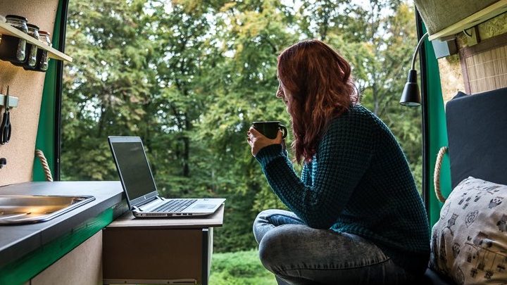 Vivre libre, dans la nature et connecté !