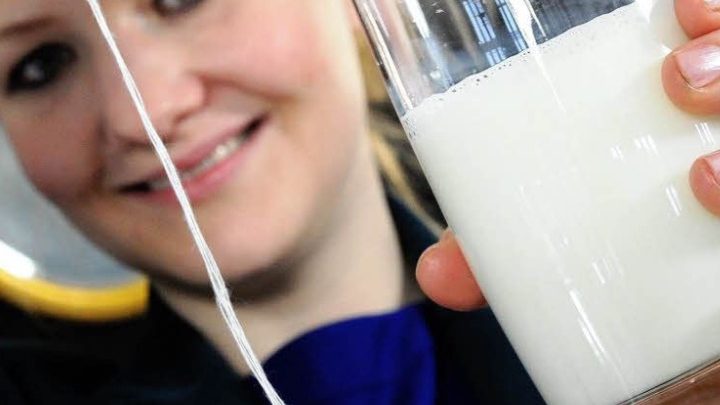 Des vêtements bio à base de lait périmé !