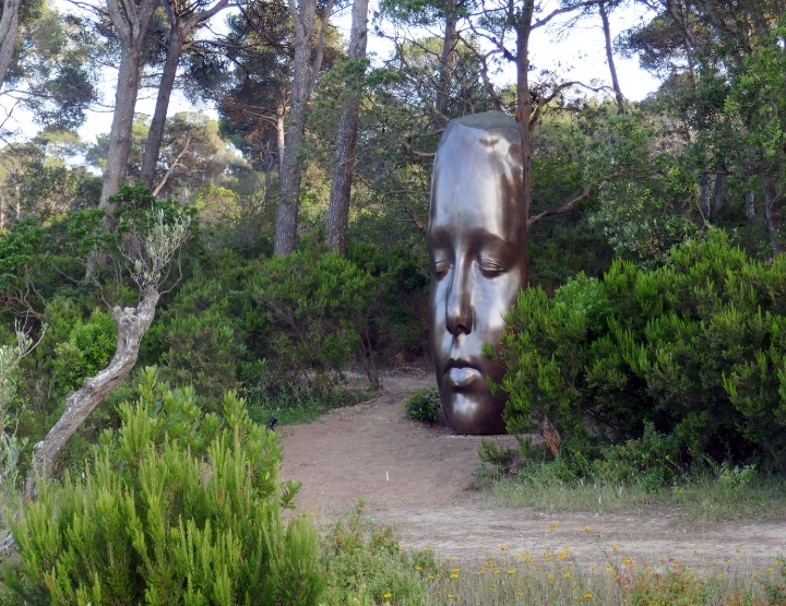 De l’art dans la nature à Porquerolles