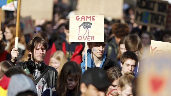 15 Mars : Grève mondiale pour le climat !