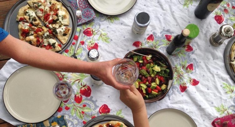 La Fête des voisins en mode green avec mes voisins.fr