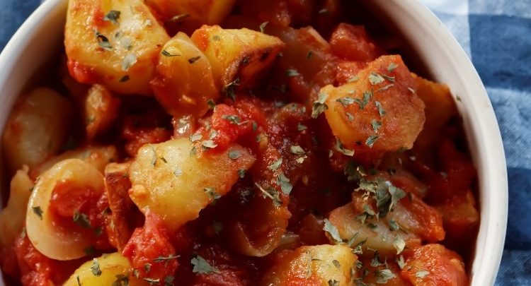 Patatas bravas